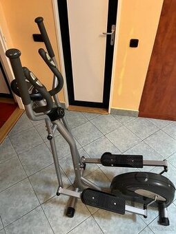 Eliptický trenažér