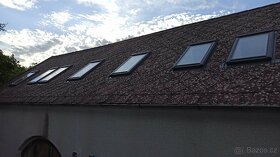 Střešní okna Velux a Roto