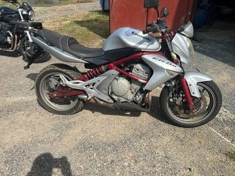 Kawasaki ER6 2006 díly
