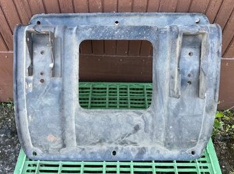 Škoda 1000MB/100/110 - nový plech pod nádrž