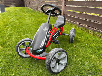 Dětská šlapací motokára