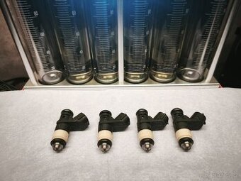 Prodám použité benzínové vstřiky Siemens 036906031M