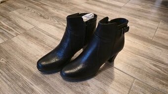 Kotníčková obuv Tamaris