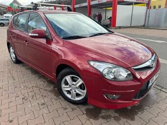 I30 Tricolor 1,4 LPG, ČR, TZ, ALU, Velký servis, Nová TK