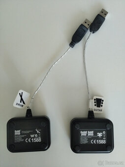 Mikrofon a přijímače k Guitar Hero, Band hero