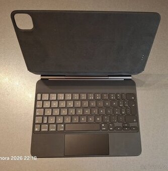 Apple Magic Keyboard CZ klávesnice pro iPad Air  11" 2025.