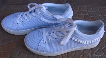 ++++ NOVÉ dámské boty vel. 38 - levně prodám ++++