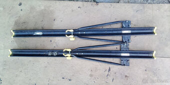 Střešní nosiče kol