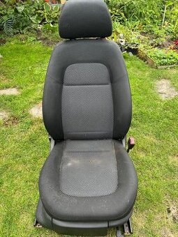 Sedačka Škoda Fabia