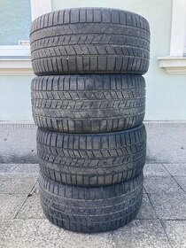 PIRELLI 295/40 R 20 SCORPION ICE & SNOW 110V XL