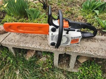 Retro pila Stihl 010AV