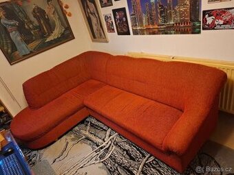 Rohová sedačka jako nová.