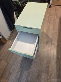 Skříňka IKEA se šuplíky