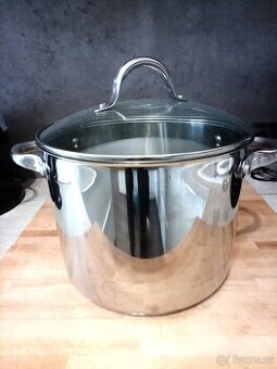 Hrnec větší kvalitní nerez 18-10 se 2 rukojeťmi
