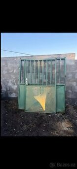 Vrata 2 křídlá plus vrátka