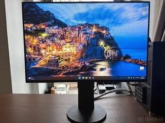 24" Eizo FlexScan EV2456