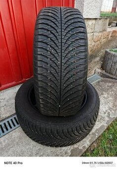 Pneu Good Year 215/55/17 celoroční