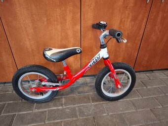 Dětské odrážedlo