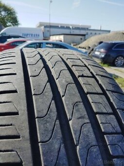 235/45R18 letní pneu