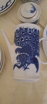 Neúplný set porcelánu s pávy