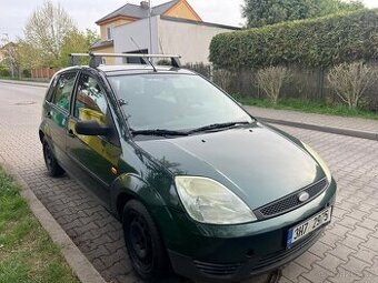 Ford Fiesta 1.4 TDCI. Rok 2004. Po 2.majiteli. Klima