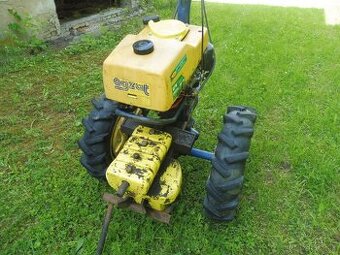 koupím malotraktor agzat nebo vari