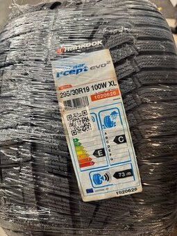 Zimní pneu 295/30r19 Hankook winter evo 2