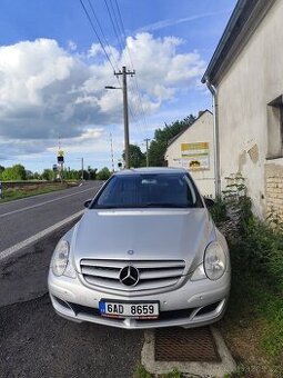 Mercedes R 165w