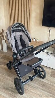 Cybex e-Priam – sportovní sezení + pláštěnka