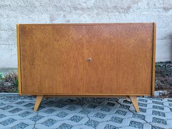 Retro komodu U-450 Jiří Jiroutek - Brusel 60. léta