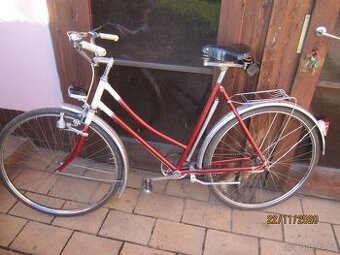 Retro dámské kolo Velamos - de luxe