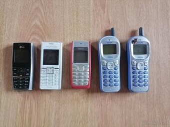 Staré mobily
