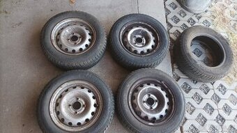 Prodám disky na Citröen Xsara s pneu 185/65 R 14 ,86T M+S,