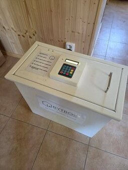 Chytrý box na balíky pro dům / kurýry – prototyp Bytbox