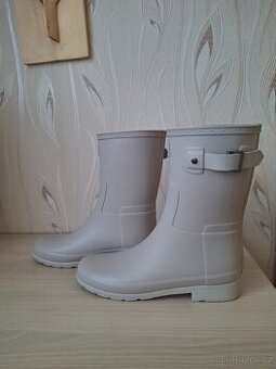 NOVÉ GUMÁKY, zn. HUNTER