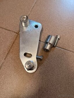 KTM Duke 790 890 adaptér pro centrální stojan Motea