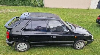 Škoda Felicia se shrnovacím střešním oknem
