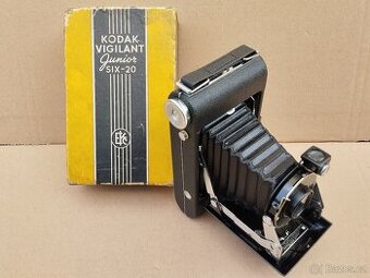 Starý fotoparát KODAK VIGILANT + puv.krabicka + letáky TOP
