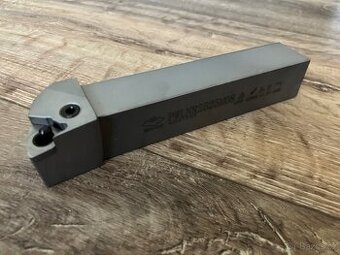 soustružnický držák PWLNR2525M08