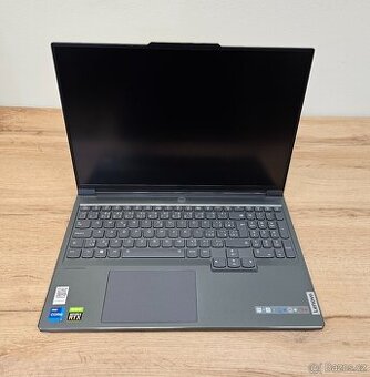 Lenovo Legion 7 16IAX7 šedý Záruka 4 Měsicu