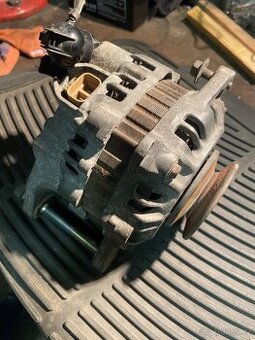 Alternator mazda