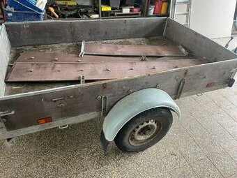 Vozík za auto