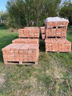Cihly na prodej - Hustopeče a okolí