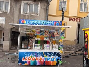 Přívěsný vozík vybaveny