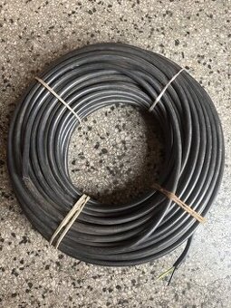 Měděný kabel