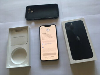 apple iphone 13 midnight tmavá modrá 128gb - top