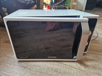 Mikrovlnka Samsung