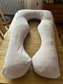Těhotenský / kojící polštář