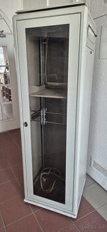 RACK 19" 38U + ventilace