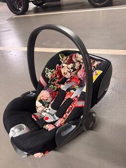 CYBEX Platinum Cloud T i-Size Fashion Spring Blossom